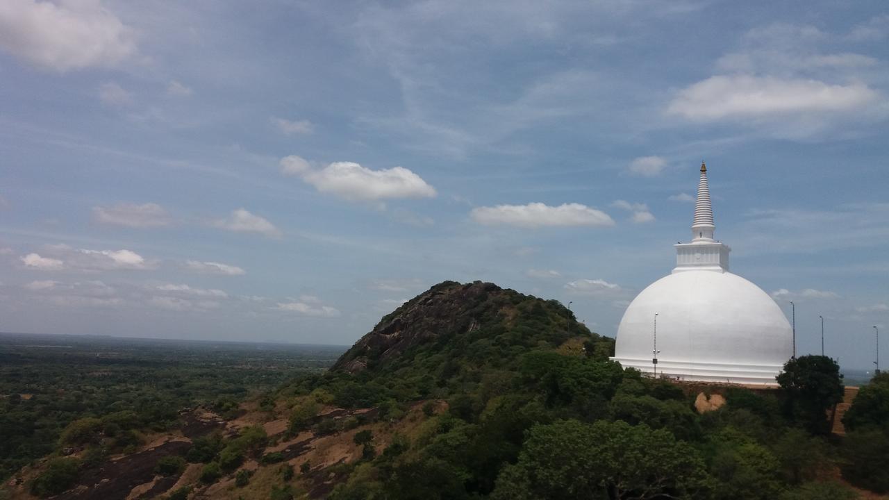 Great Wall Tourist Rest Anuradhapura Exteriör bild